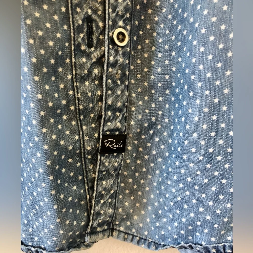 Rails Star Print Button Up - Picture 2 of 4